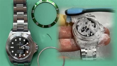 how to change crystal on rolex submariner